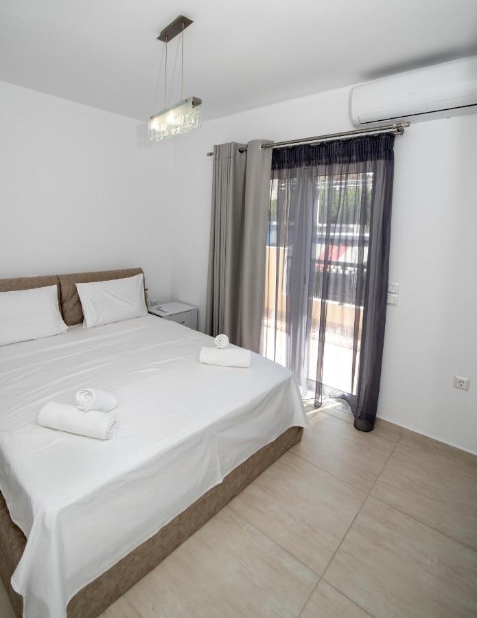 Mary'S Luxury Apartment Elaia. Elia  Екстериор снимка