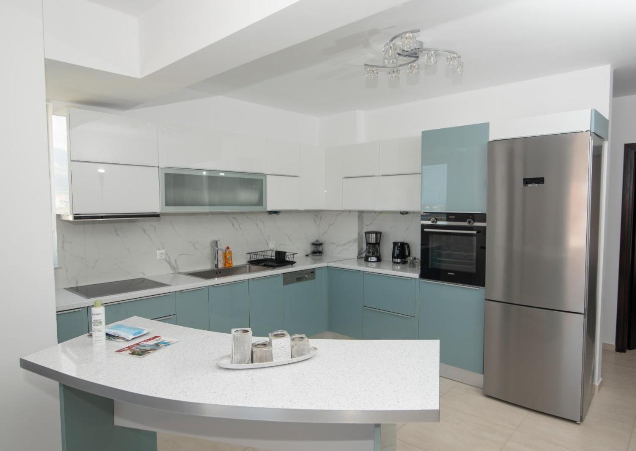 Mary'S Luxury Apartment Elaia. Elia  Екстериор снимка
