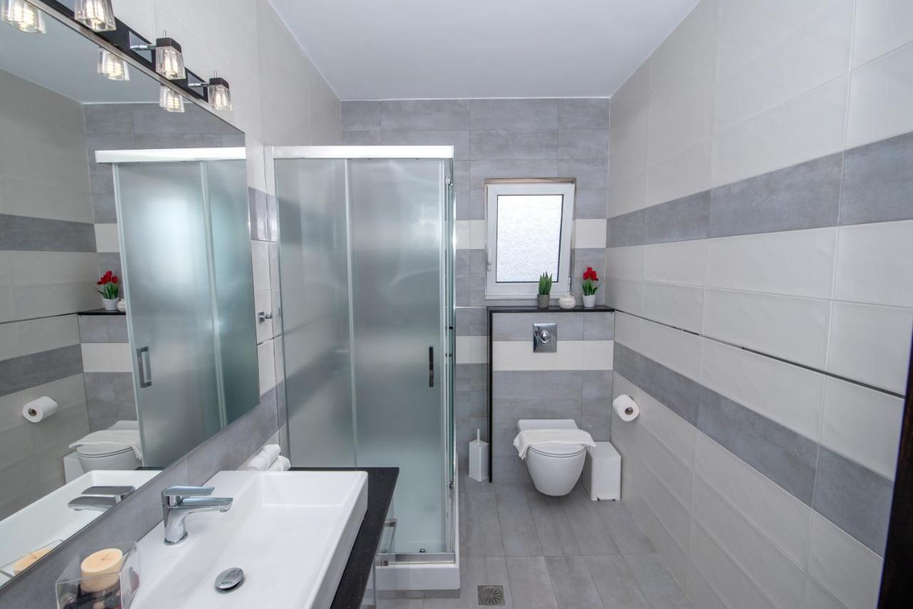 Mary'S Luxury Apartment Elaia. Elia  Екстериор снимка
