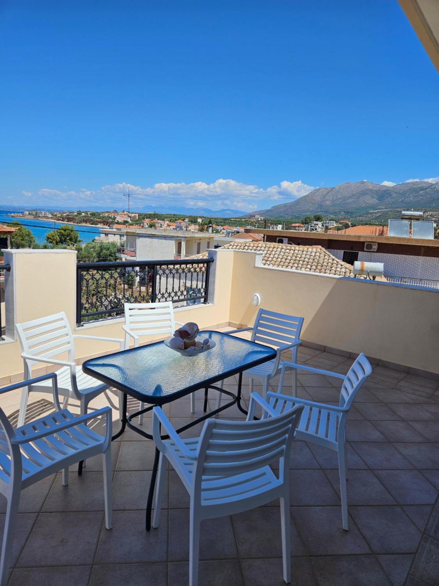 Mary'S Luxury Apartment Elaia. Elia  Екстериор снимка